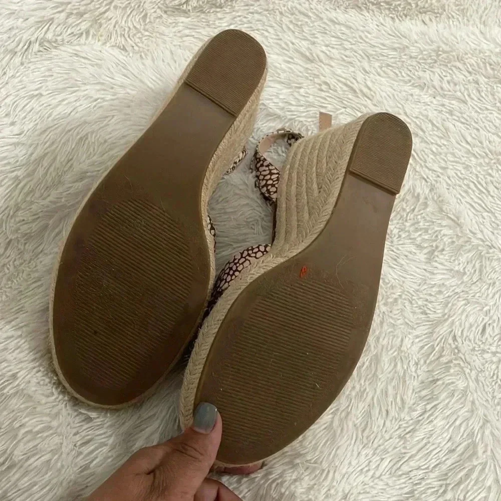 Ann Taylor sandals for women